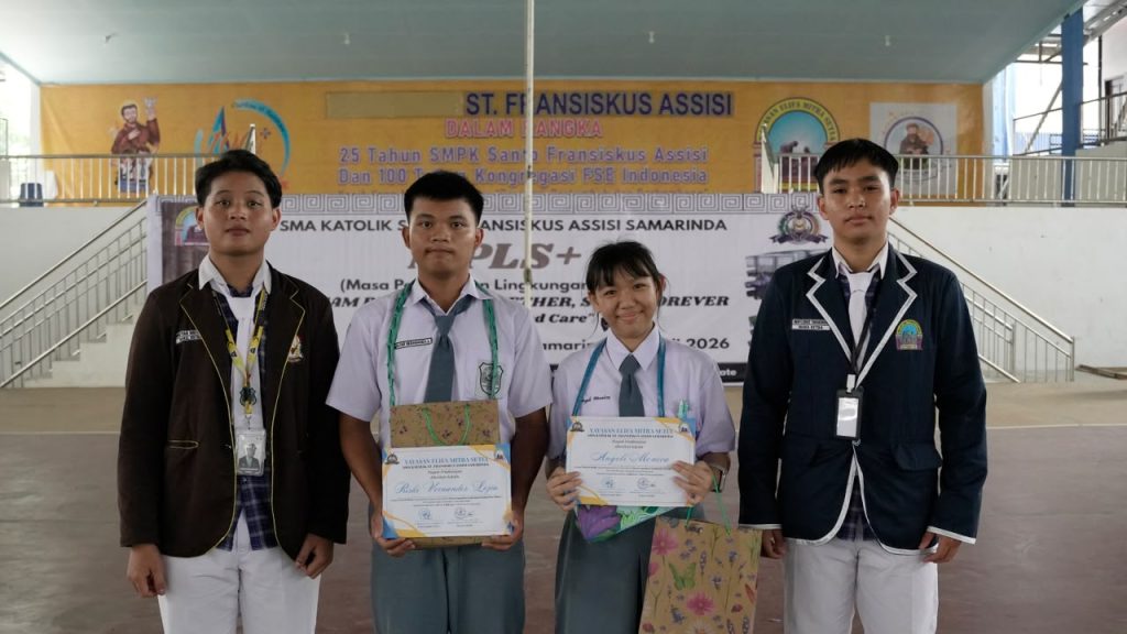 Welcome to SMA Assisi Samarinda. NEW STUDENTS